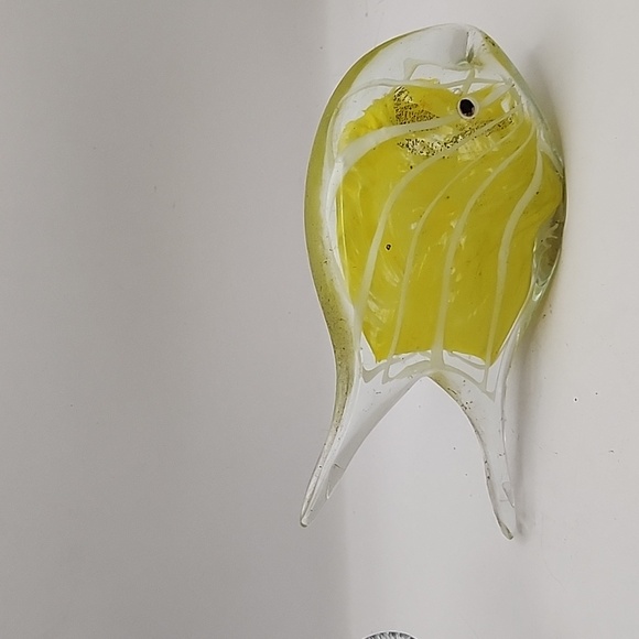 Art Glass Fish Paper Weights 4 Count - Picture 5 of 11